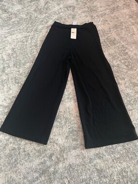SHEIN Black Wide-Leg Trousers
